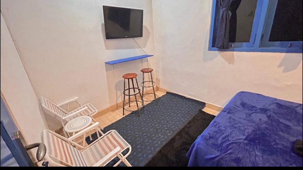 A In Santorini House Near Airport Bali Homestay *